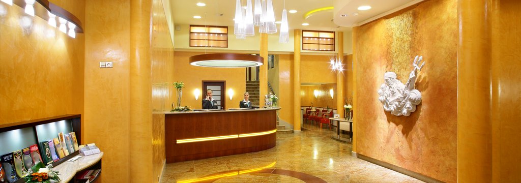 Family and romantic hotel in Prague center
